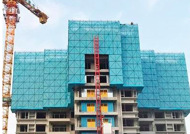 建筑爬架網(wǎng)如何正確的懸掛固定